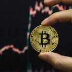 De la inversión en sellos a las criptomonedas: cuánto conocen los ciudadanos los productos que adquieren