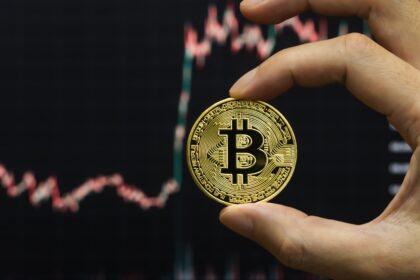 De la inversión en sellos a las criptomonedas: cuánto conocen los ciudadanos los productos que adquieren