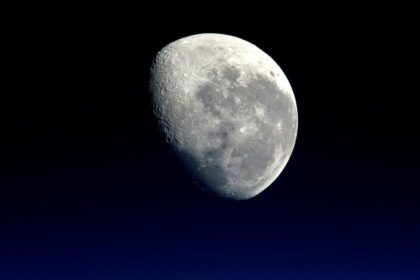 La NASA identifica más de 10.000 fallas recientes en la superficie de la Luna