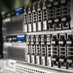 Los inversores se alejan de los centros de datos ante el deterioro de la deuda y la suspensión de OPV