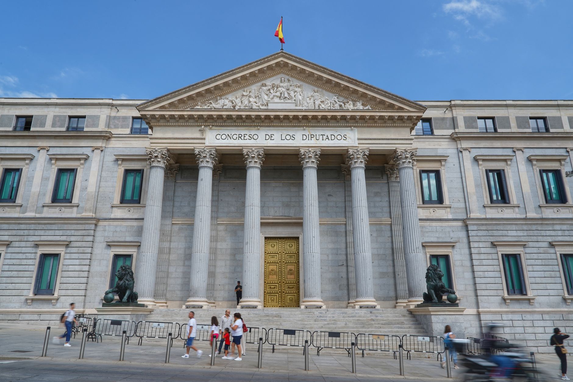 PSOE y PP intensifican la disputa electoral sobre las pensiones