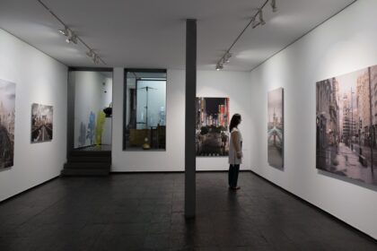 Una exposición en Madrid repasa la trayectoria de Rafael Azcona